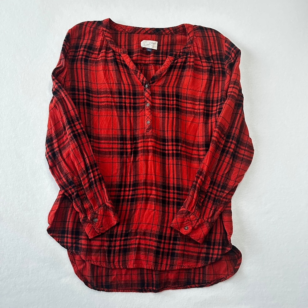 Universal Thread Plaid Top Womens Large Red Orange Black Button V Neck Blouse